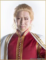 金すんら演じるゼウス・ケラノウス。