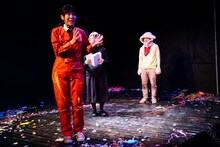 劇団冷凍うさぎ 第10回公演
「ロックンロール」より。