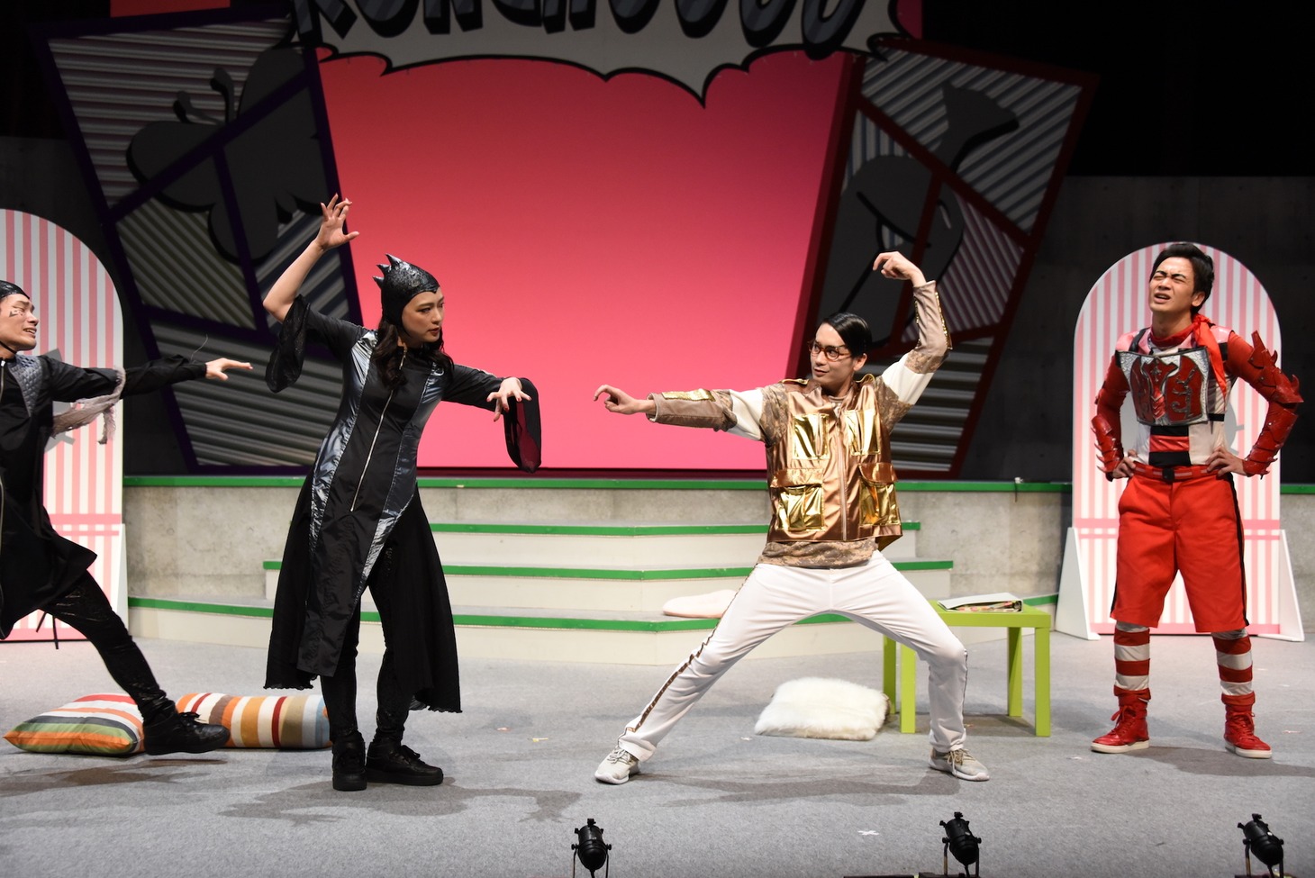 「昆虫戦士コンチュウジャー2～激突！恐怖の戦士、ネオコンチュウジャー！～」公開ゲネプロより。