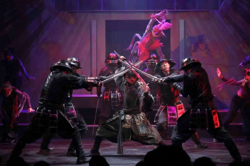 オルタナティブシアターこけら落とし公演「アラタ～ALATA～」より。