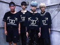 左からKOTA、SEIYA、P→★、UFO TADA。