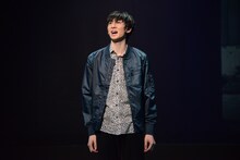 「幽劇」公開ゲネプロより、田中涼星演じるメツ。