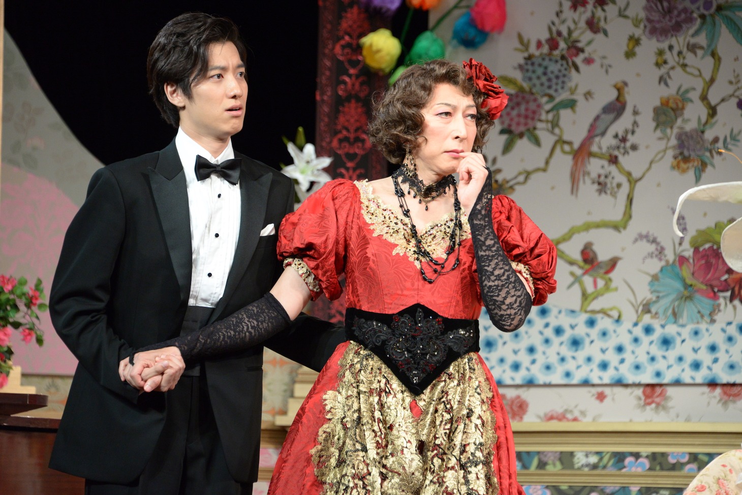 「Glorious!」より。