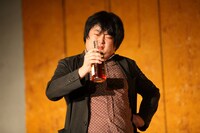 「よろしくご笑覧ください」2016年の様子。丸山交通公園。