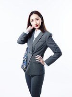 愛原実花演じる豊玉エリー。