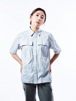 鎹さやか演じるコシノトメ。