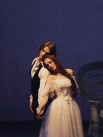 「椿姫」より。 （Photo by Holger Badekow）