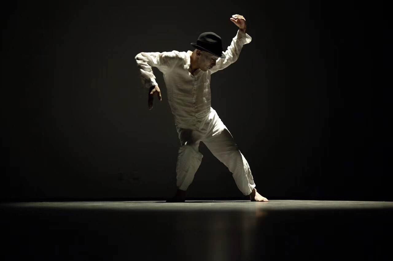 1周年迎えた舞踏専用劇場・KYOTO舞踏館、袋坂ヤスオ新作でロングラン公演