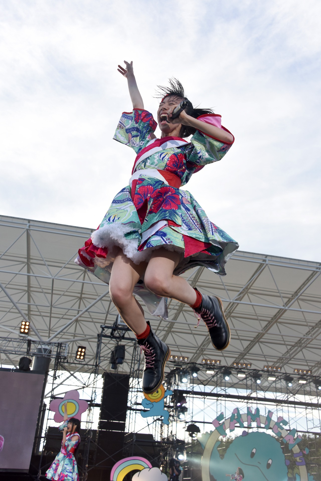真山りか