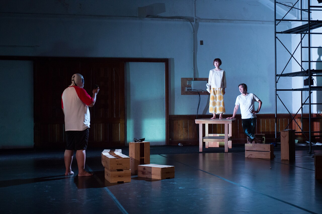 壁ノ花団「サイドカー」より。（撮影：井上嘉和）