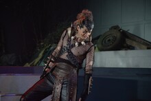 寿里演じるザコ。