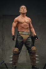 角田信朗演じるジャギ。