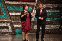 「夫婦漫才」製作発表より。左から竹内都子、村上ショージ。