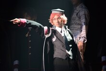 「王室教師ハイネ-THE MUSICAL-」ゲネプロより、植田圭輔演じるハイネ。