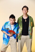 左からいとう大樹演じる小鉄、伊崎央登演じる中場リイチ（チュンバ）。