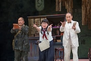 こまつ座 第119回公演「円生と志ん生」より。(撮影:谷古宇正彦)