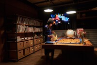 女の子には内緒「ささやきの彼方」より。(c)朝岡英輔