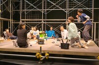 2017年6月に東京・吉祥寺シアターで上演された「さよならだけが人生か」より。(c)T.Aoki