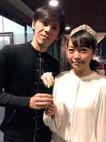 左から三浦求、澤井里依。