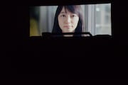 ともだちのおとうと「宇宙船ドリーム号」より。吉岡里帆演じるマチコ(映像出演)。