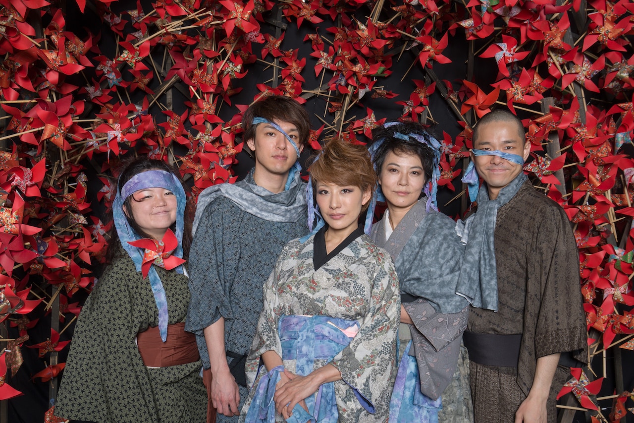 桟敷童子「標～shirube～」キャスト（撮影：森田貢造）