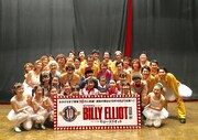 ミュージカル「ビリー・エリオット～リトル・ダンサー～」キャストと10万人目の観客。