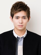 秋丸恭平役の川隅美慎。