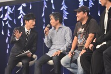 ONWARD presents「劇団☆新感線『髑髏城の七人』Season月 Produced by TBS」製作発表記者会見より。中島かずき（中央）といのうえひでのり（右）。