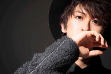 相葉裕樹フォトブック「TRENTE　HIROKI AIBA PHOTO BOOK」（東京ニュース通信社）より。