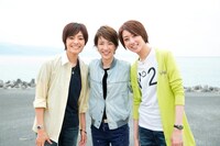 WOWOWライブ「宝塚プルミエール 早霧せいな退団スペシャル」より。左から香綾しずる、早霧せいな、鳳翔大。