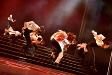 劇団四季「ソング＆ダンス 65」公開舞台稽古より。（撮影：荒井健）