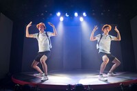 柿喰う客「柿喰う客フェスティバル 2017」より。（撮影：引地信彦）