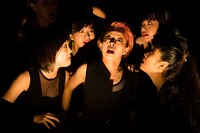 柿喰う客「柿喰う客フェスティバル 2017」より。（撮影：引地信彦）