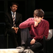 瀬戸康史「期待と恐怖が入り混じった心情」、寺十吾演出の「関数ドミノ」開幕