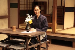 特攻の母 と隊員たちの交流描く 大林素子主演 Mother 開幕 ステージナタリー