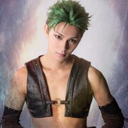 小谷嘉一演じる野沢菜。