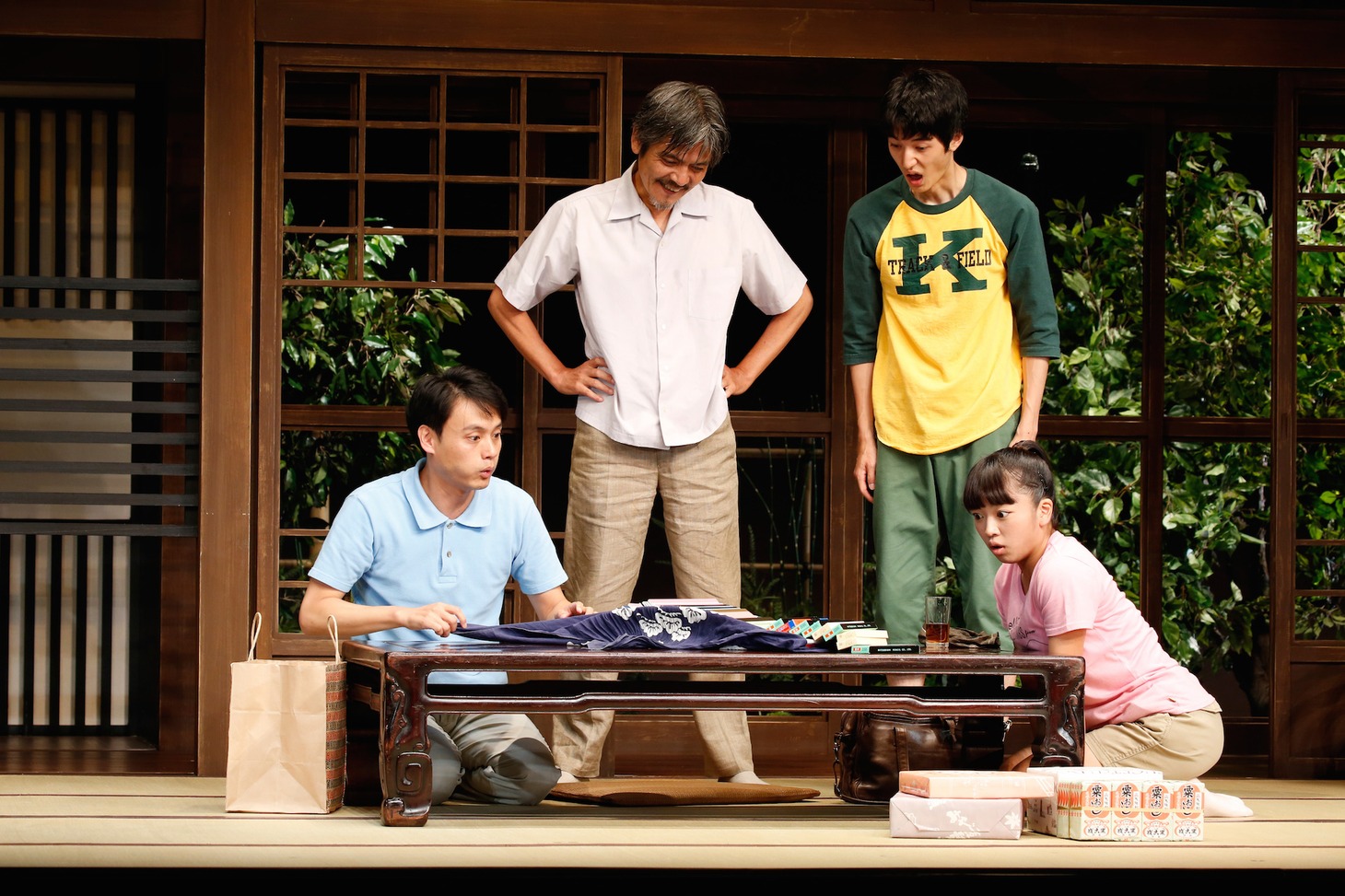 ala Collectionシリーズvol.10「坂の上の家」より。
