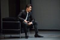 「危険な関係」ゲネプロより、玉木宏演じるヴァルモン子爵。