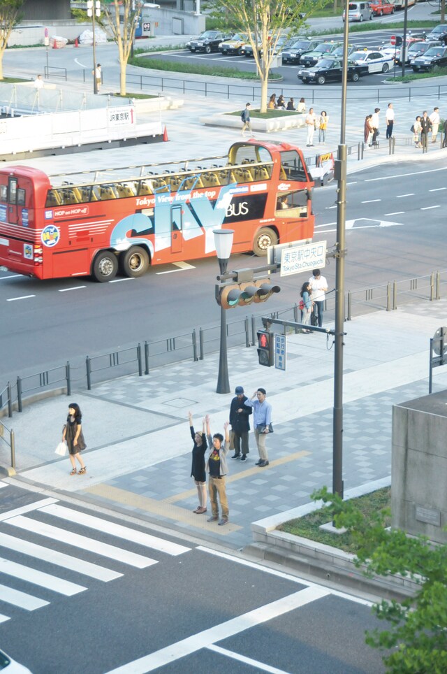 地点「どん底」イメージビジュアル（photo:Hisaki Matsumoto）