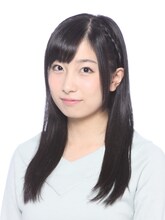 小森ユイ役の高宗歩未。