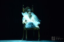 「リチャード三世」公開ゲネプロより。佐々木蔵之介演じるグロスタ公リチャード。