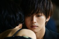 映画「娼年」より。