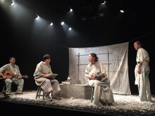 iaku「ハイツブリが飛ぶのを」より。