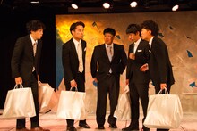 ゴジゲン 第14回公演「くれなずめ」より。（撮影：村田麻由美）