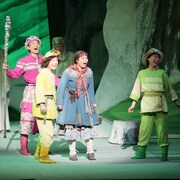 劇団仲間の代表作「森は生きている」が今年も上演