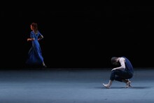 バットシェバ舞踊団 / オハッド・ナハリン「LAST WORK-ラスト・ワーク」より。(c)Arnold Groeschel（提供：彩の国さいたま芸術劇場）