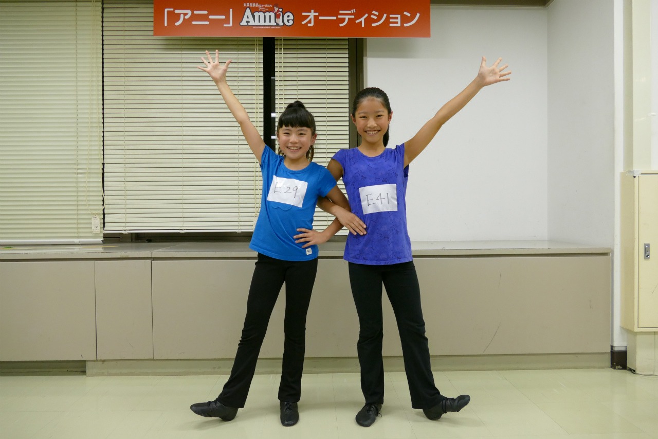 左から新井夢乃、宮城弥榮。