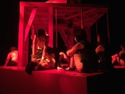 2016年に上演された「結婚式」より。