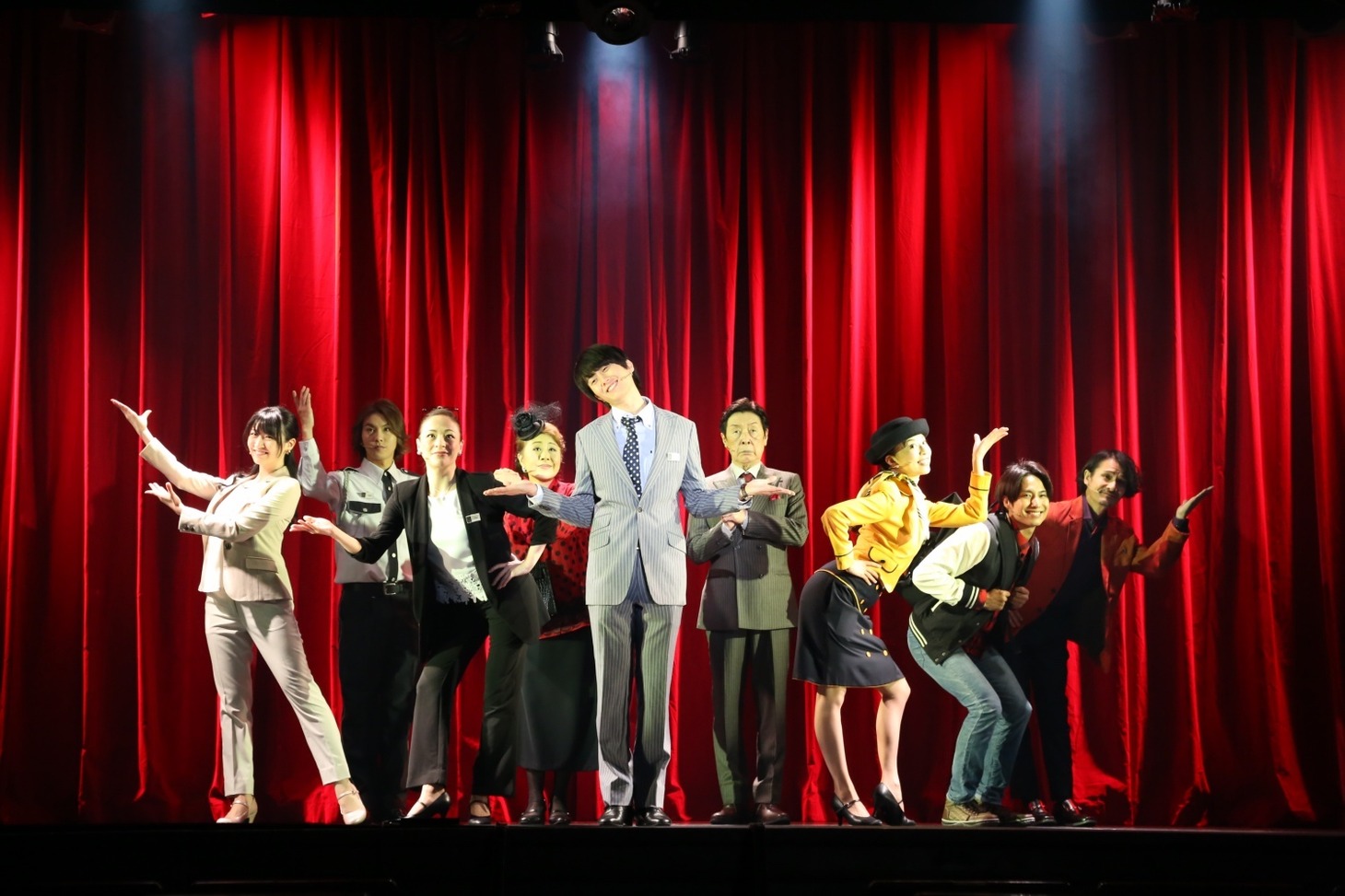 ミュージカル「デパート！」より。(c)ショウビズ（撮影：石塚康之）　