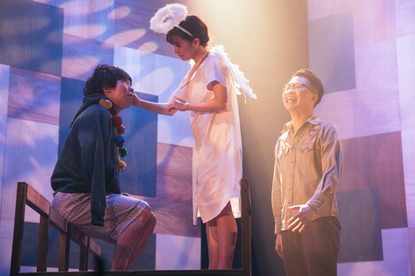 キティエンターテインメント・プレゼンツ「父母姉僕弟君」ゲネプロより。（Photo:yuki kumagai）